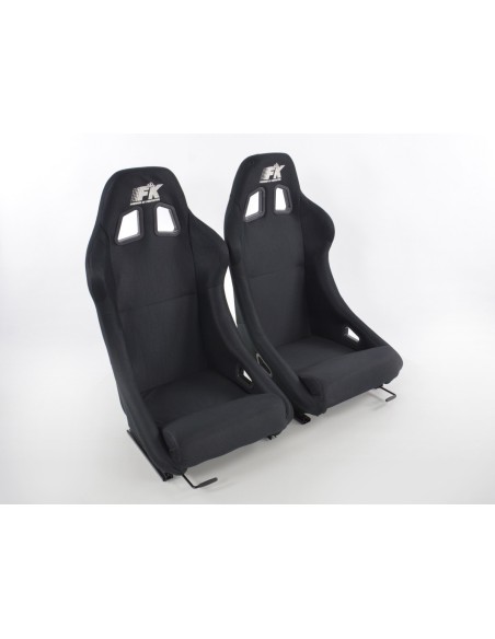 I sedili sportivi FK, i sedili avvolgenti completi per auto, conferiscono a San Francisco un look da sport motoristico