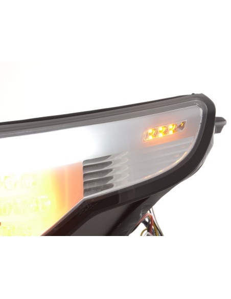 Set fari allo xeno Angel Eyes LED BMW Serie 5 E60 / E61 03-04 cromato per guida a destra