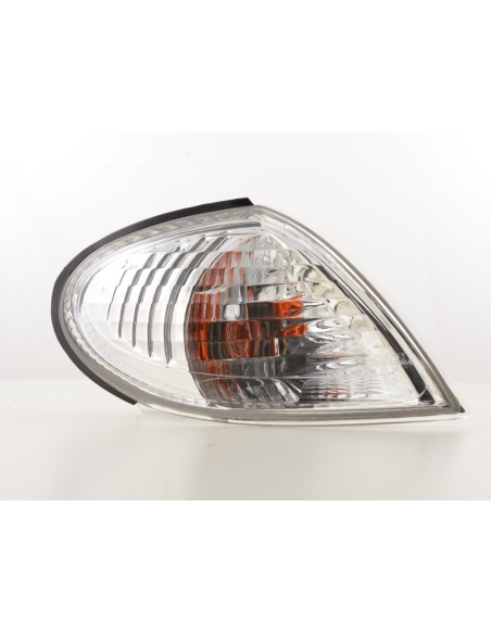 Parti di usura indicatore anteriore destro Nissan Almera (N16) 01