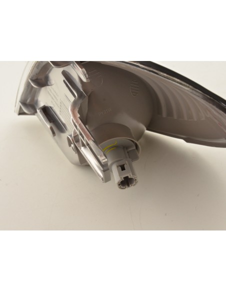 Parti di usura indicatore anteriore destro Nissan Almera (N16) 01