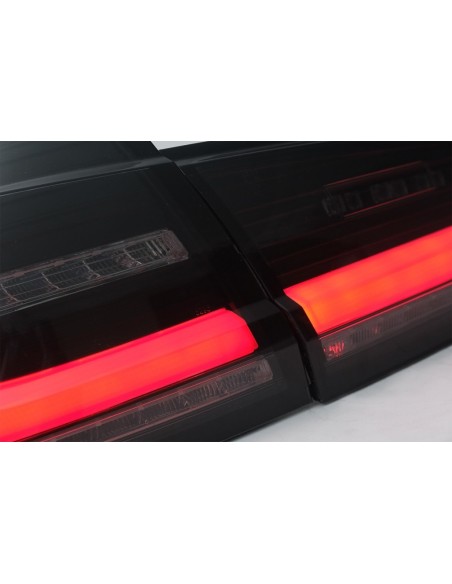 Fanali posteriori a LED BAR per BMW 3 serie F30 Pre LCI e LCI (11-19) con fumo nero e luce di svolta sequenziale.